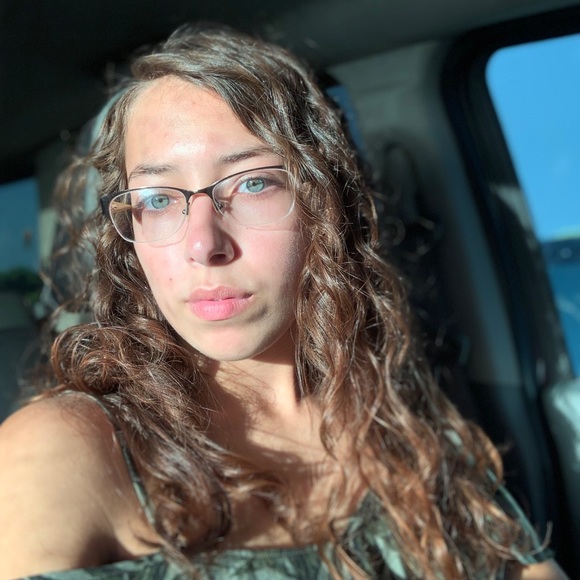 ✨ meet the posher! ✨ - Picture 2 of 3